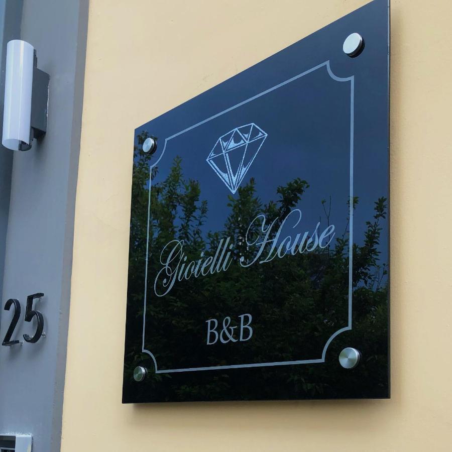 Gioielli House Pompei Bed & Breakfast ภายนอก รูปภาพ