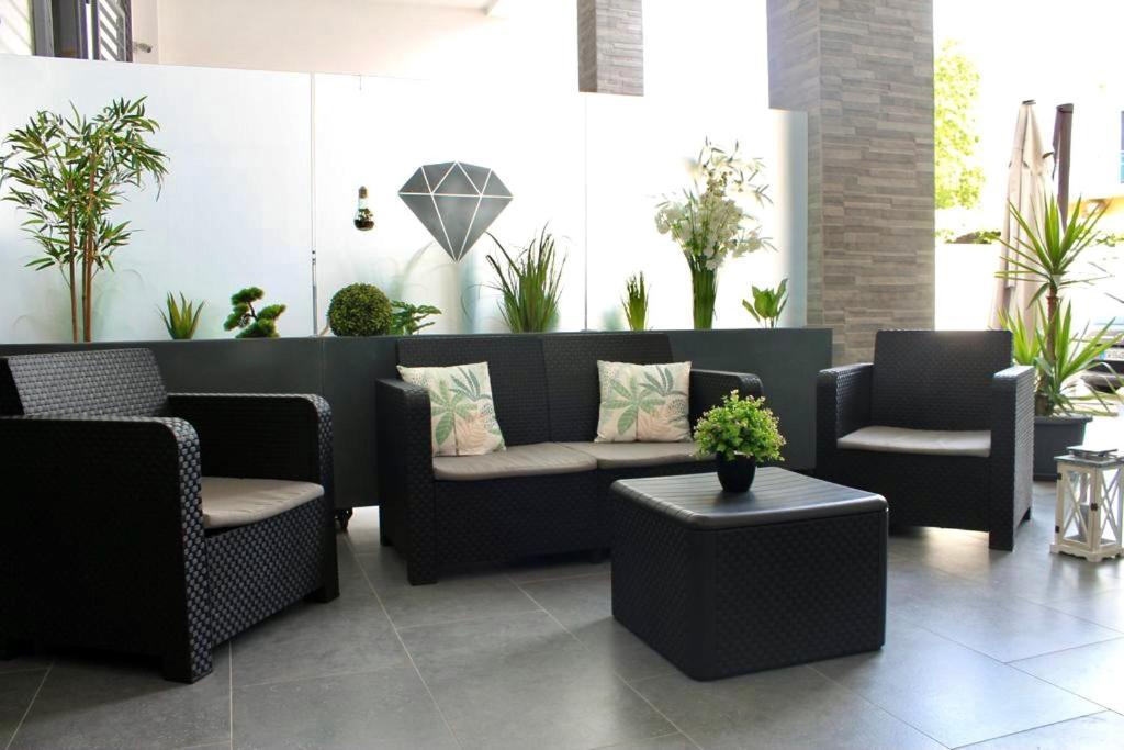 Gioielli House Pompei Bed & Breakfast ภายนอก รูปภาพ