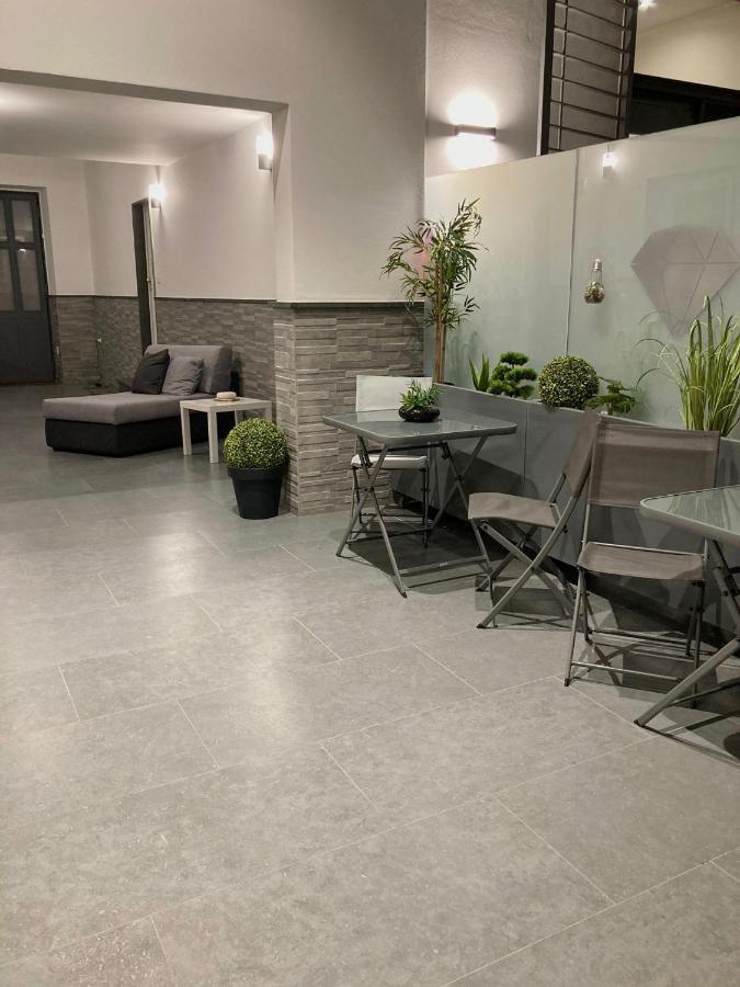 Gioielli House Pompei Bed & Breakfast ภายนอก รูปภาพ